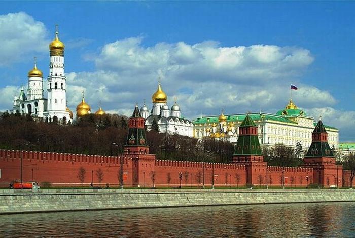 Ημέρα Ανεξαρτησίας της Ρωσίας: η ιστορία των διακοπών και τα χαρακτηριστικά της